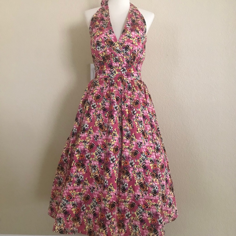 Lindy Bop "BEE" Marilyn Dress NWT Size US4 UK8 Spring/Summer Halter